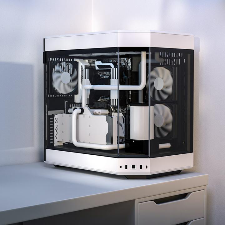 Actual product image Hyte Y60 (mATX, ITX, ATX)