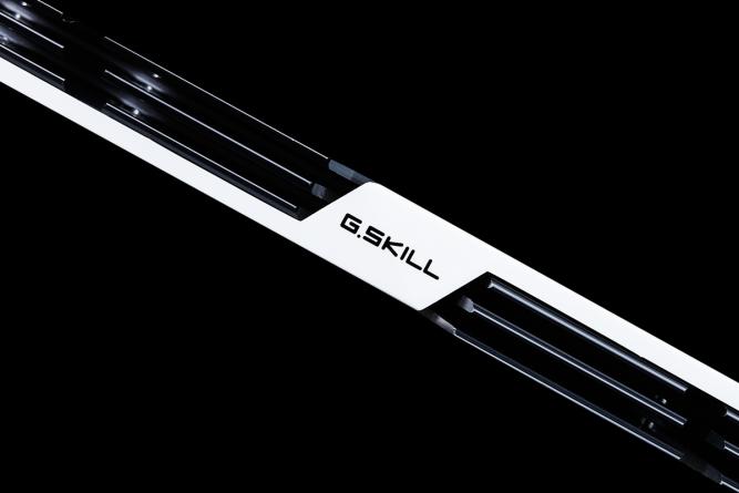 Produktbild G.Skill Trident Z (2 x 16GB, 3200 MHz, DDR4-RAM, DIMM)