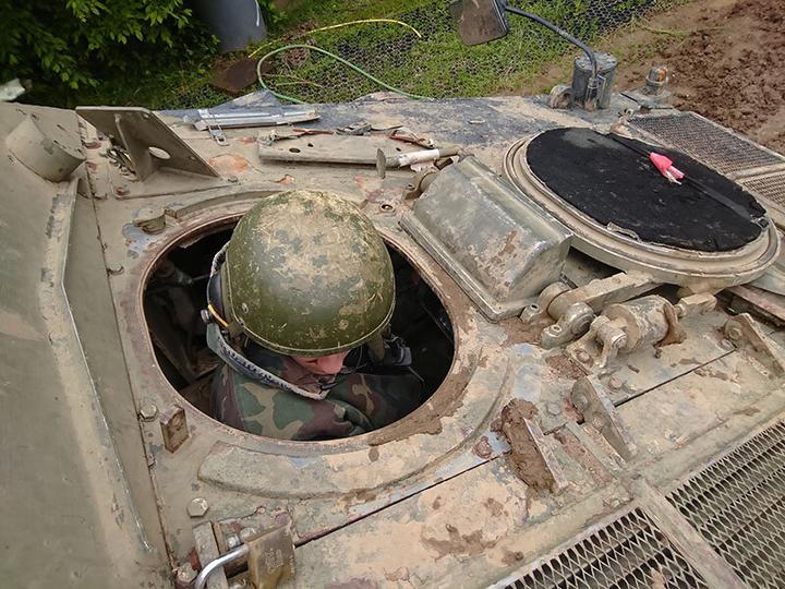 Produktbild Smartbox Fahrt mit einem Raketenabschusspanzer im Apokas Paintball Park (1 Pers.)