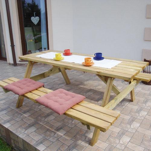 Table de jardin + table de balcon