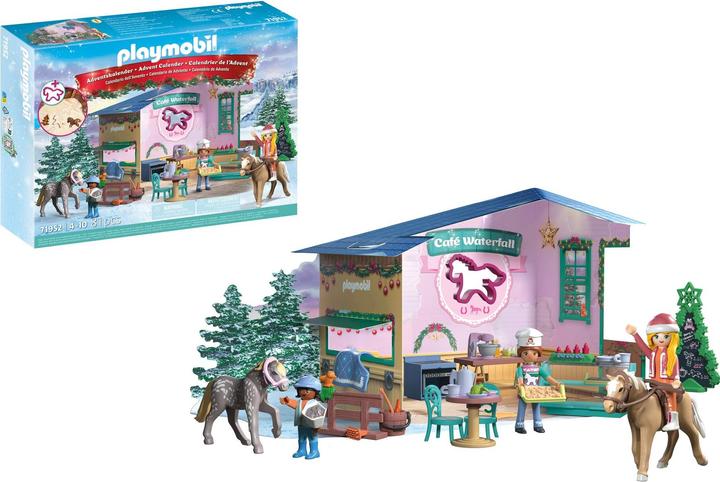 Actual product image Playmobil 71952 Adventskalender: Weihnachtsbacken im Reitercafé