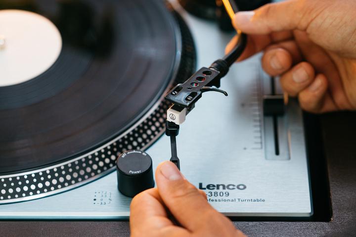 Image du produit Lenco TTA-5IN1 (Nettoyage du tourne-disque)