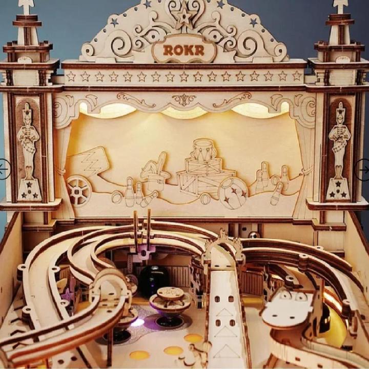 Actual product image Rokr Pinball machine