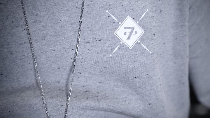 jan SEVEN dettwyler Kleider Unisex Sweatshirt XXL