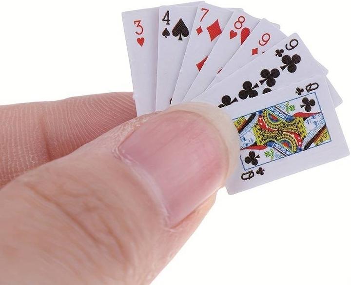 PhoneLook Miniatur Pokerkarten Set Lustige Geschenkidee für Party und Geburtstage Pokerkarten im Miniaturforma
