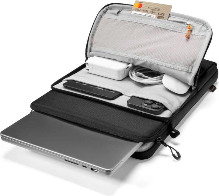 Actual product image Tech-Protect Defender VR Laptoptasche 13-14 - Schwarz (14")