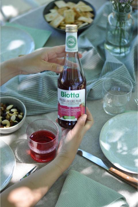 Produktbild Biotta Preiselbeere Plus (6 x 50 cl)