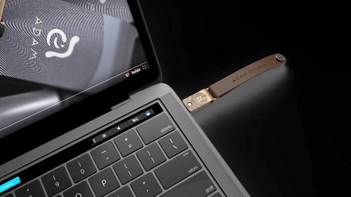 Produktbild Adam Elements CASA e1 - USB-C Ethernet Adapter, grey (USB-C, RJ45 (1x))