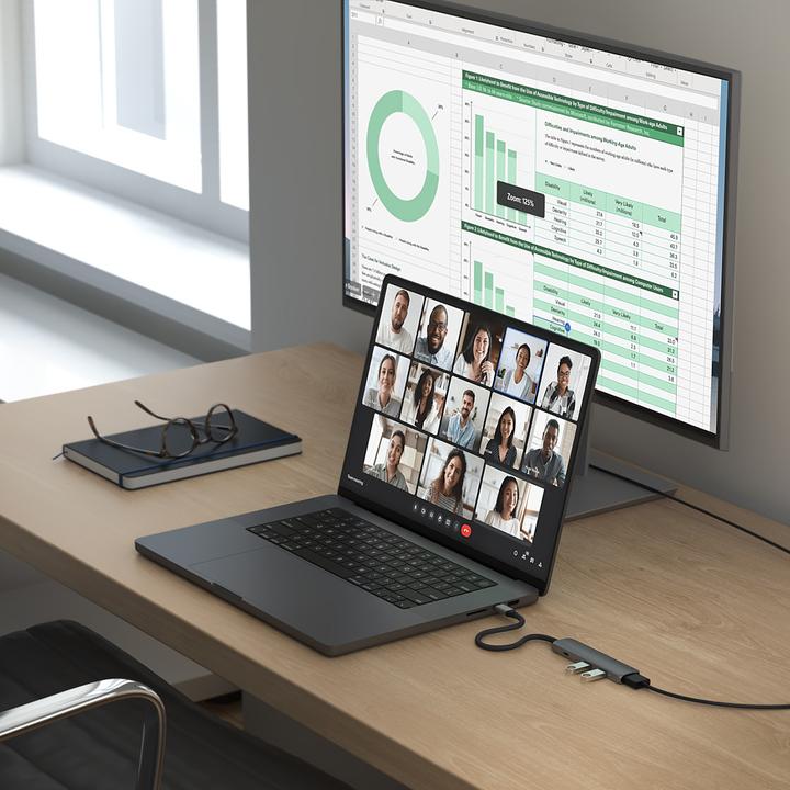 Actual product image Satechi Slim 4 Multiport Hub Space Grey (USB-C, 4 Ports)