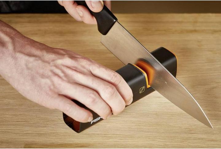 Produktbild Fiskars Roll Sharp