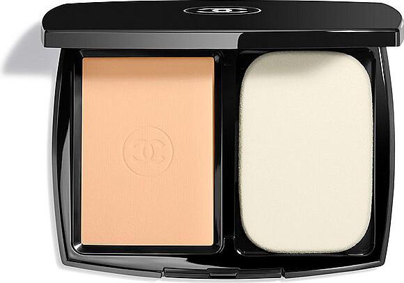 Actual product image Chanel Ultra Le Teint Flawless Finish Compact Foundation (B40)