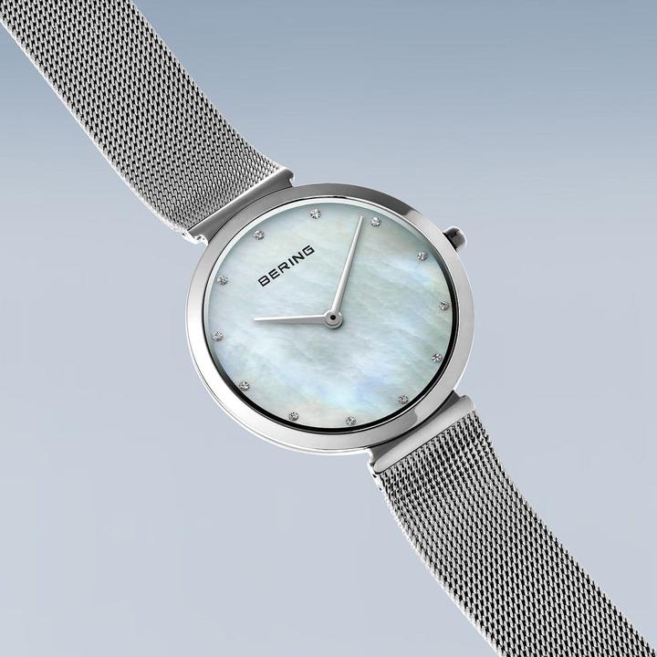 Actual product image Bering Classic (Analogue wristwatch, 32 mm)