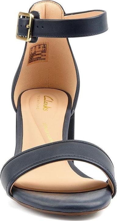 Actual product image Clarks Ezoria Mae (40)