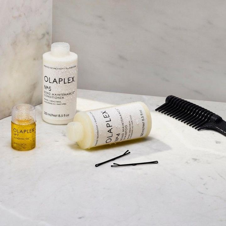 Actual product image Olaplex Bond Maintainance (250 ml, Liquid shampoo)