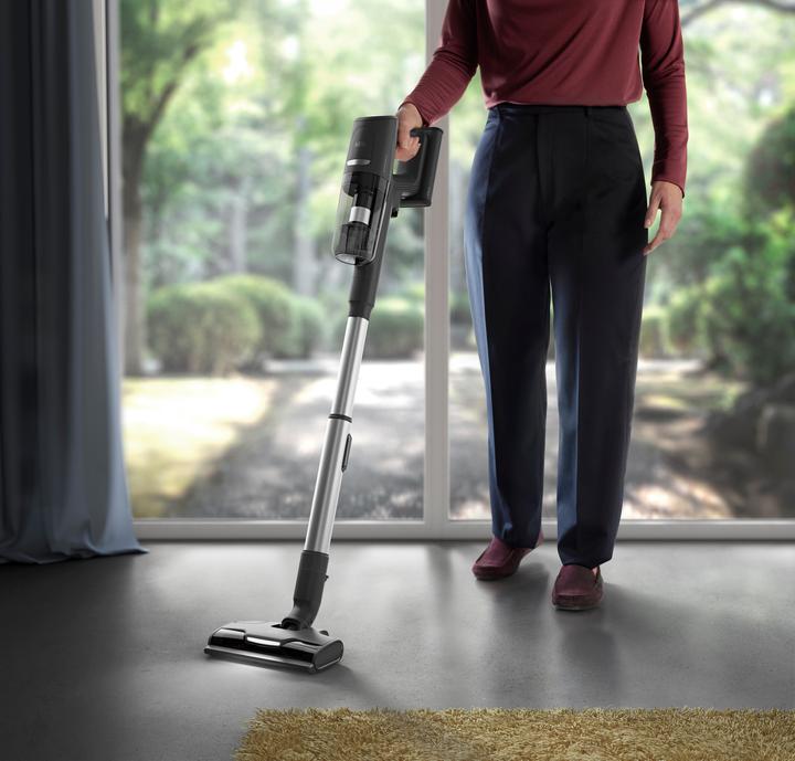 Produktbild AEG ULTIMATE 8000 Beutellos, Edelstahl