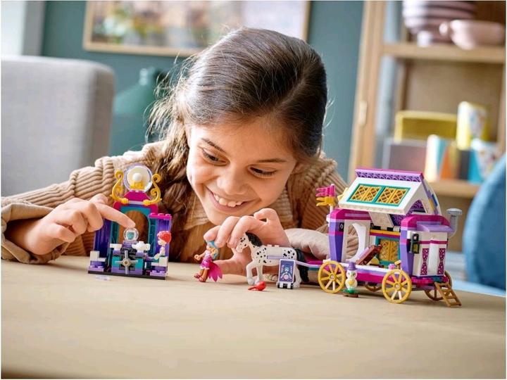 Image du produit LEGO La roulotte magique (41688, LEGO Friends)