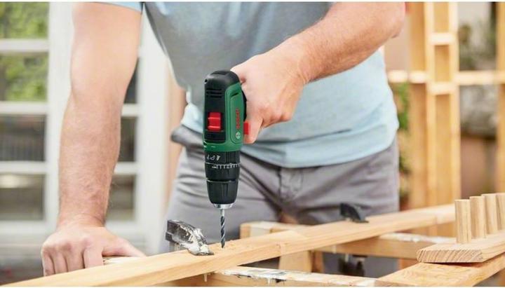 Image du produit Bosch Home & Garden EasyImpact 1200 (Fonctionnement sur batterie)