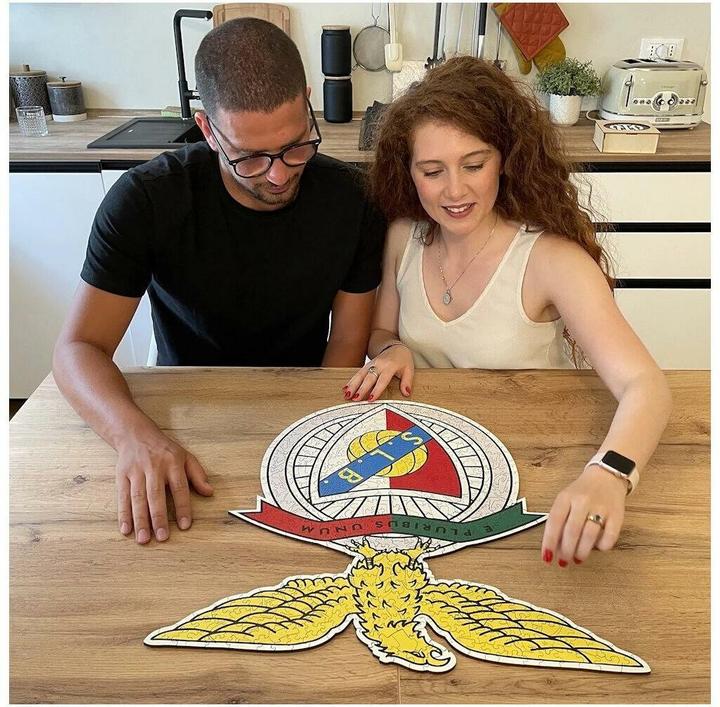 Actual product image Iconic SL Benfica - Logo - Wooden Puzzle Size M (270 pieces) (270 pieces)