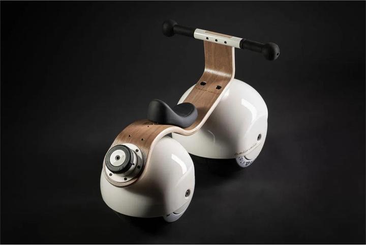 Actual product image Early Rider Bella Velio (8")