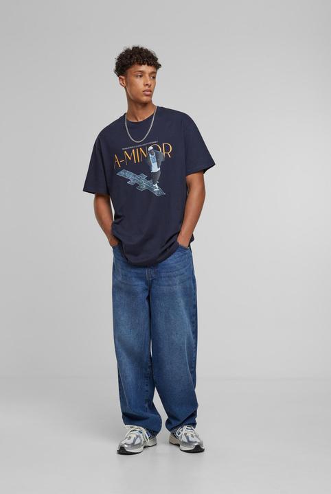 Actual product image Urban Classics Upscale A-Minor Oversize Tee - 178337 (L)