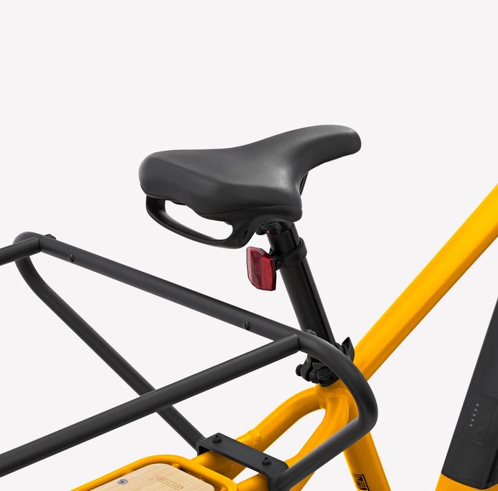 Actual product image Btwin E-cargo bike Cargobike R500E Longtail V2 yellow (44 cm)