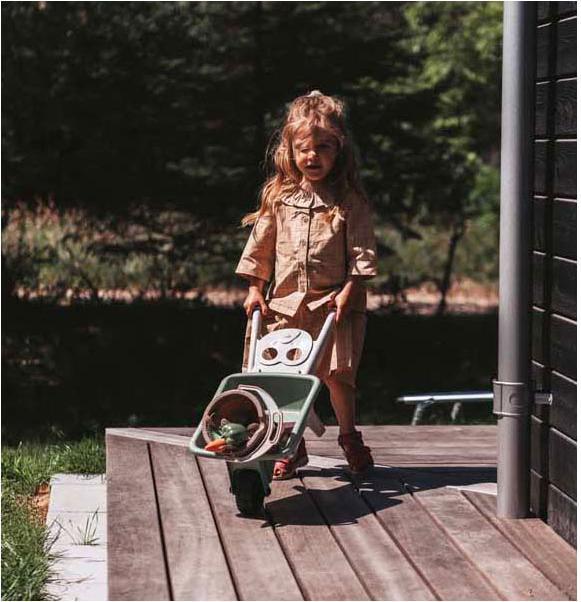 Actual product image dantoy Green Garden - Wheelbarrow Set (4723)