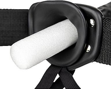 Image du produit RealRock Vibrating Hollow Strap-on No Balls - 8" / 20,5 cm
