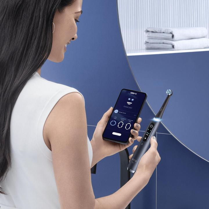 Actual product image Oral-B iO Series 9n (Oscillating toothbrush)