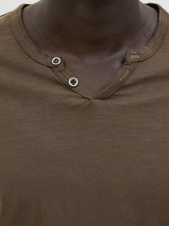 Actual product image Jack & Jones Jjesplit Neck Tee Ss Noos (XS)