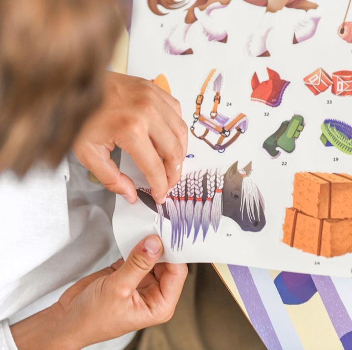 Productafbeelding Poppik Sticker leerposter paarden