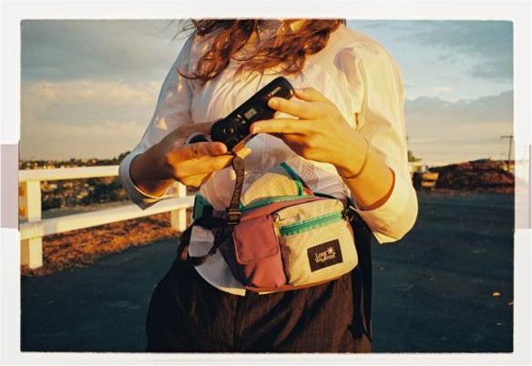Actual product image Long Weekend Monterey Sling (Camera hip bag, Camera shoulder bag, 2 l)
