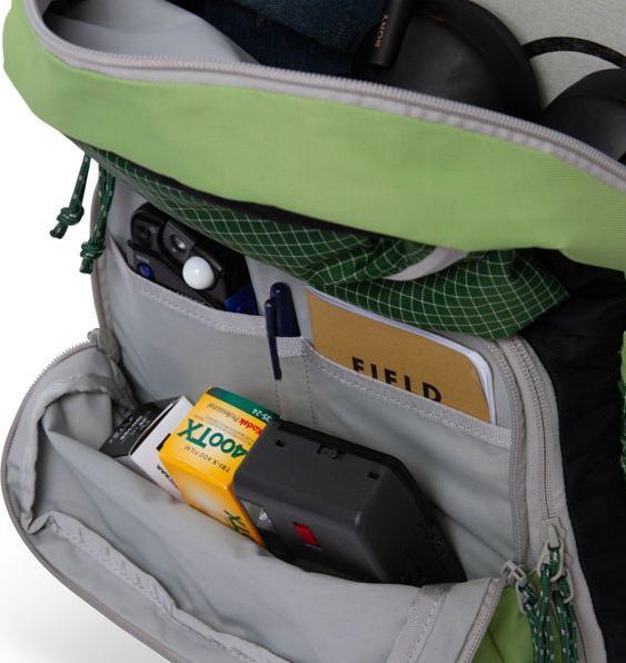 Actual product image Long Weekend Morro Convertible Backpack Moss (22 l)