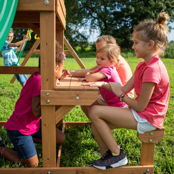Produktbild Backyard Discovery Belmont Spielturm mit Schaukeln und Rutsche