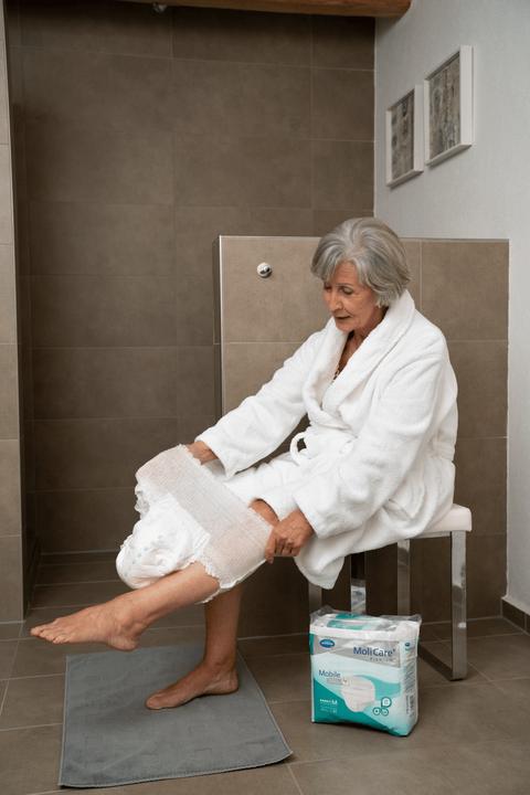 Actual product image MoliCare Mobile 5 Incontinence Pants (14 x, S)