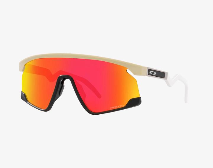 Actual product image Oakley Bxtr (Matte Desert Tan, prizm ruby)