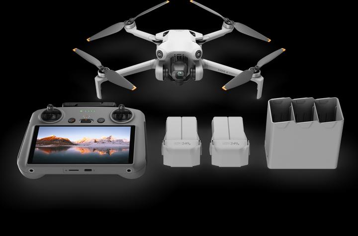 Immagine prodotto DJI Mini 4 Pro Fly More Combo (34 min, 249 g, 48 Mpx)
