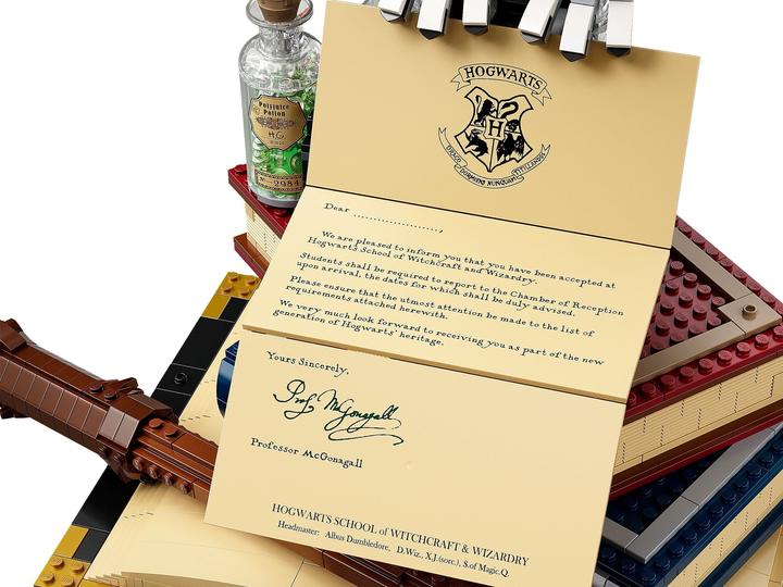 Produktbild LEGO Hogwarts Ikonen - Sammler-Edition (76391, LEGO Harry Potter, LEGO Seltene Sets)