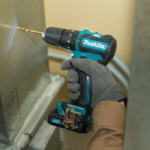 Actual product image Makita Hp332dy1j (Rechargeable battery operated)