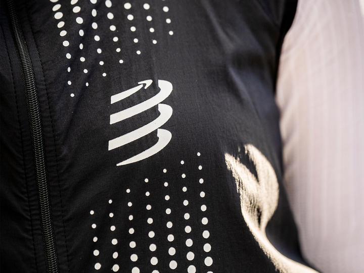 Actual product image Compressport Hurricane Windproof Vest W (M)