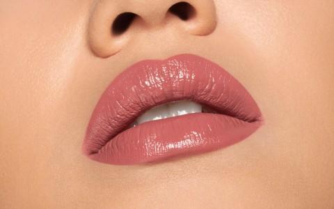 Immagine prodotto Pupa Milano Vamp! Rossetto colore estremo con trattamento rimpolpante 206 Toasted Rose 3g (206 Rosa tostata)