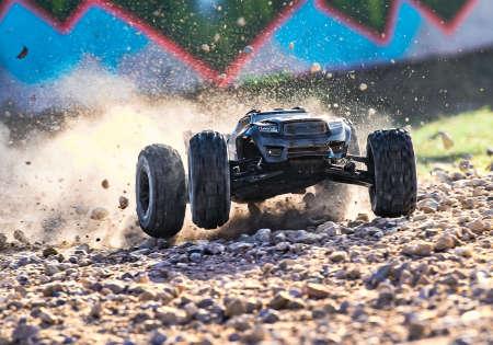 Immagine prodotto Traxxas Sledge Electric Brushless Truggy 4WD 1:8 RTR arancione (RTR pronto all'uso)