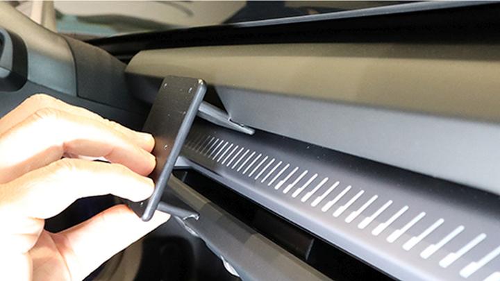 Actual product image Brodit ProClip - BMW 1-series F70 25-25