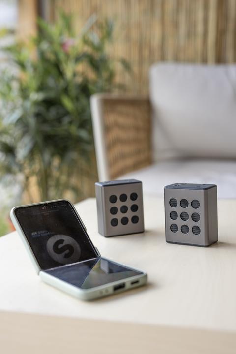 Actual product image Lenco Btp-200 (8 h, Rechargeable battery operated)