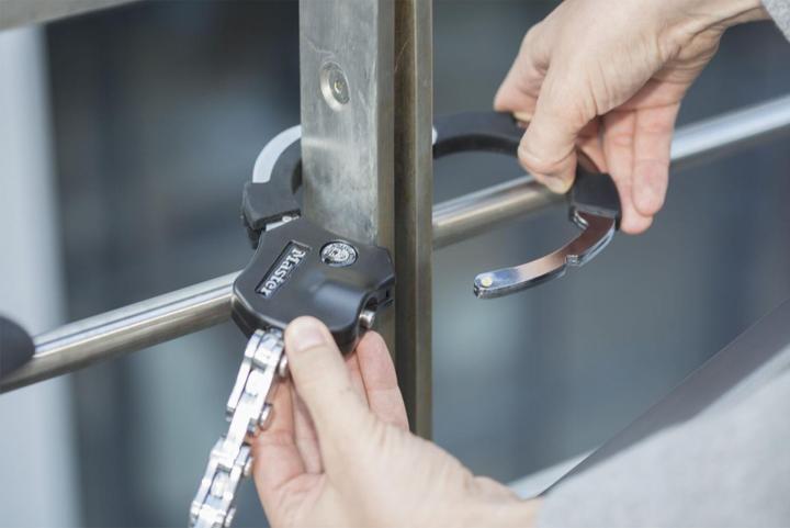 Image du produit Master Lock 8290 Street Cuff (7.60 cm)