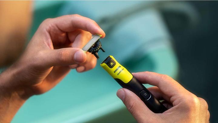 Actual product image Philips OneBlade 360 Connected