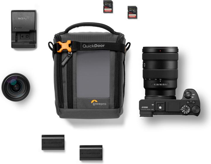 Actual product image Lowepro GearUp Creator Box M II Green Line (Camera bag, 2 l)