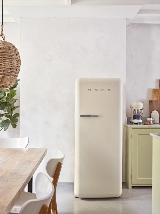 Actual product image Smeg Retro Style FAB28RCR5 (270 l)