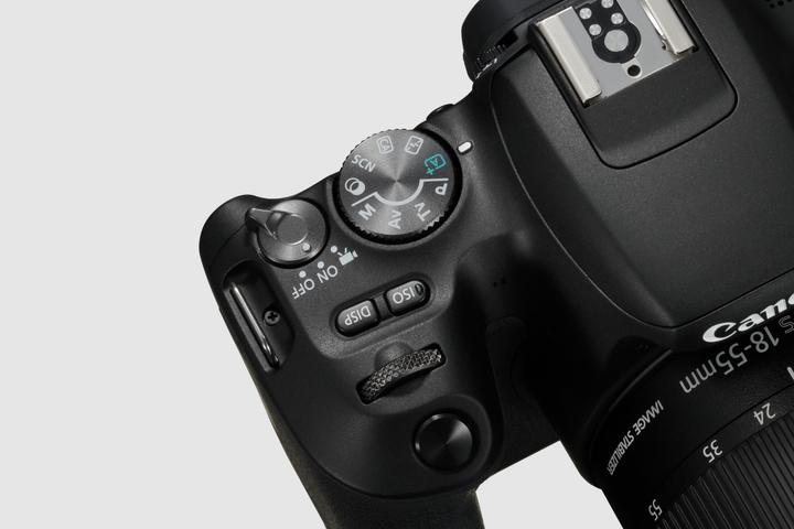 Produktbild Canon EOS 200D Kit (18 - 55 mm, 24.20 Mpx, APS-C / DX)