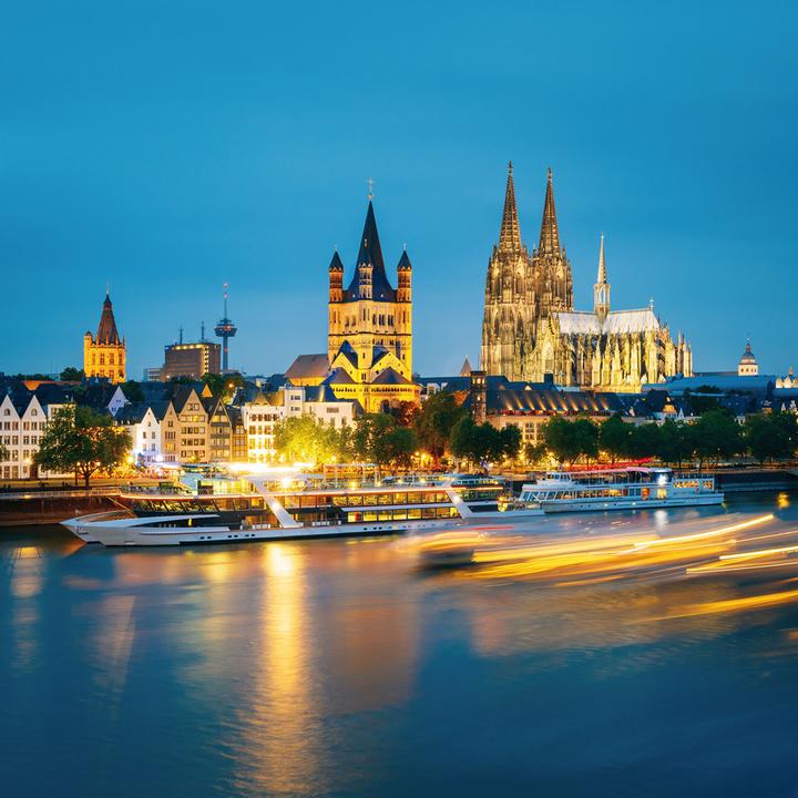 Produktbild Köln 2023 (30 x 30 cm, Harter Einband, Spanisch, Französisch, Tschechisch, Italienisch, Niederländisch, Polnisch, Deutsch, Englisch)
