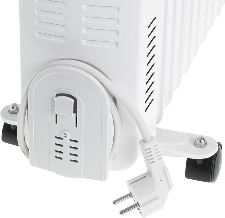 Image du produit Adler AD 7826 Radiateur LED à bain d'huile avec commande à distance 13 ailettes, blanc (2500 W)